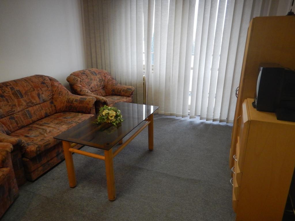 Biznis centrum / ubytovna Rožňava Zewnętrze zdjęcie