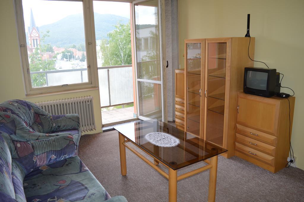 Biznis centrum / ubytovna Rožňava Zewnętrze zdjęcie